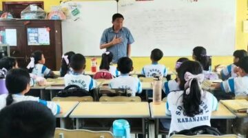 Kejari Karo Gelar Program Jaksa Sahabat Pendidik di SDN 040448 Kabanjahe, Kajari Edmond : Jaksa Hadir Sebagai Sahabat Bukan Untuk Menakuti 