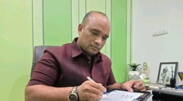 Respons Cepat Aksi Siswa, Kacabdin Aceh Timur Akan Tunjuk Plh Kepala SMAN 1 Simpang Ulim Demi Kelancaran KBM.